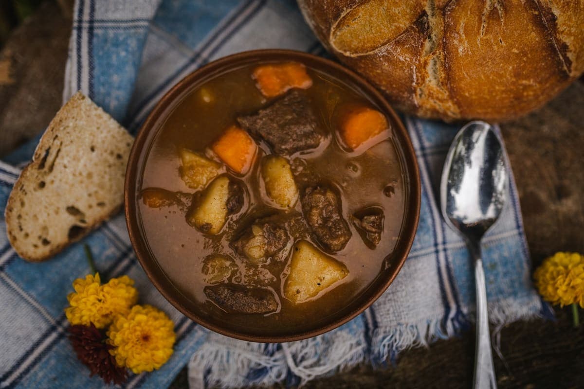Hachee (Hollandse stoofpot met rundvlees en uien)