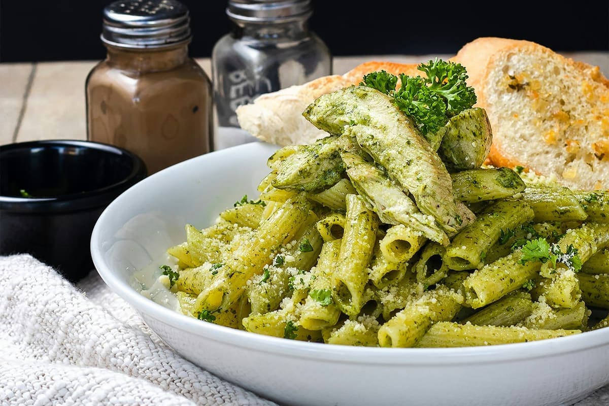 Pasta pesto